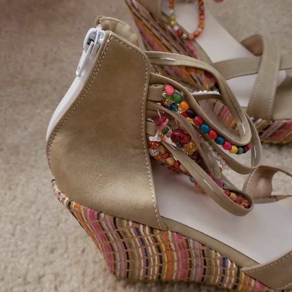 Sandals - Picture 7 of 7